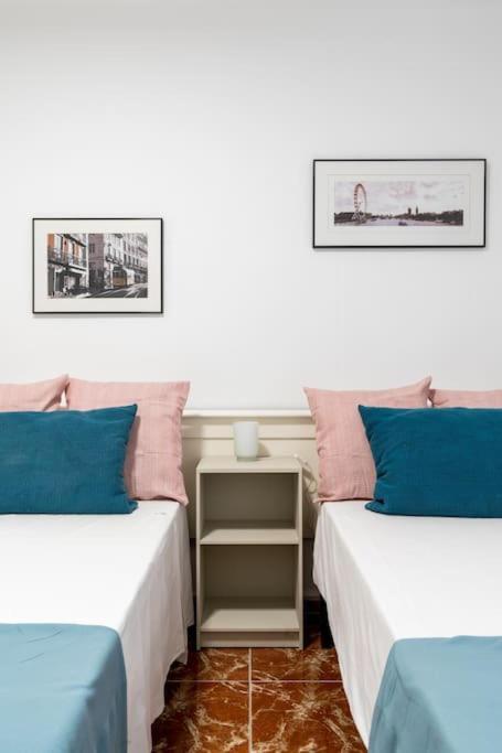 Santa Justa Urban Apartment Севілья Екстер'єр фото