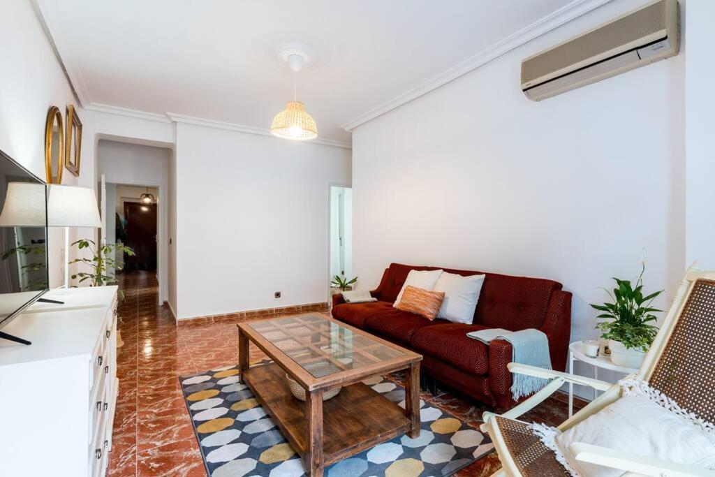 Santa Justa Urban Apartment Севілья Екстер'єр фото