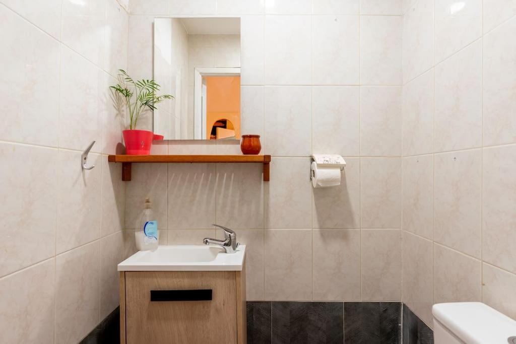 Santa Justa Urban Apartment Севілья Екстер'єр фото